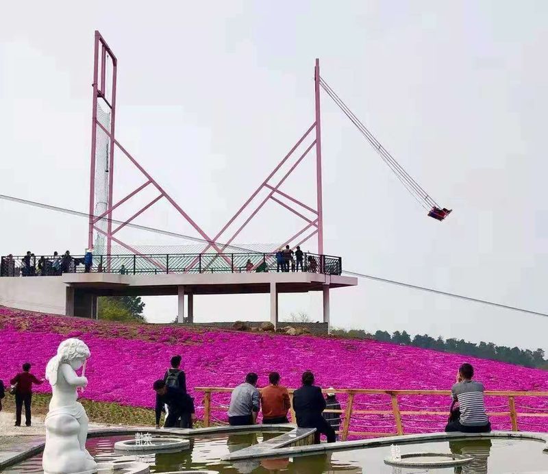 悬崖秋千
