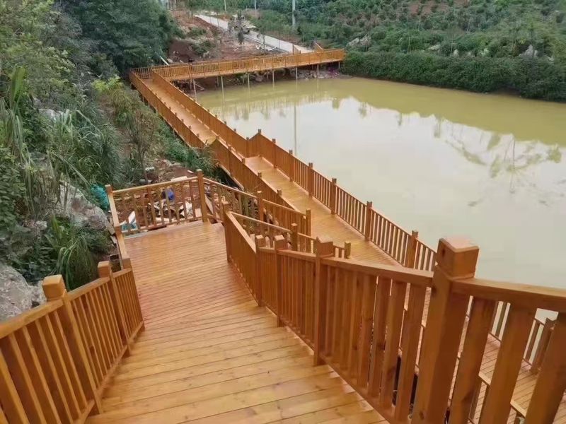 山西省长治市壶关县太行山大峡谷的木栈道